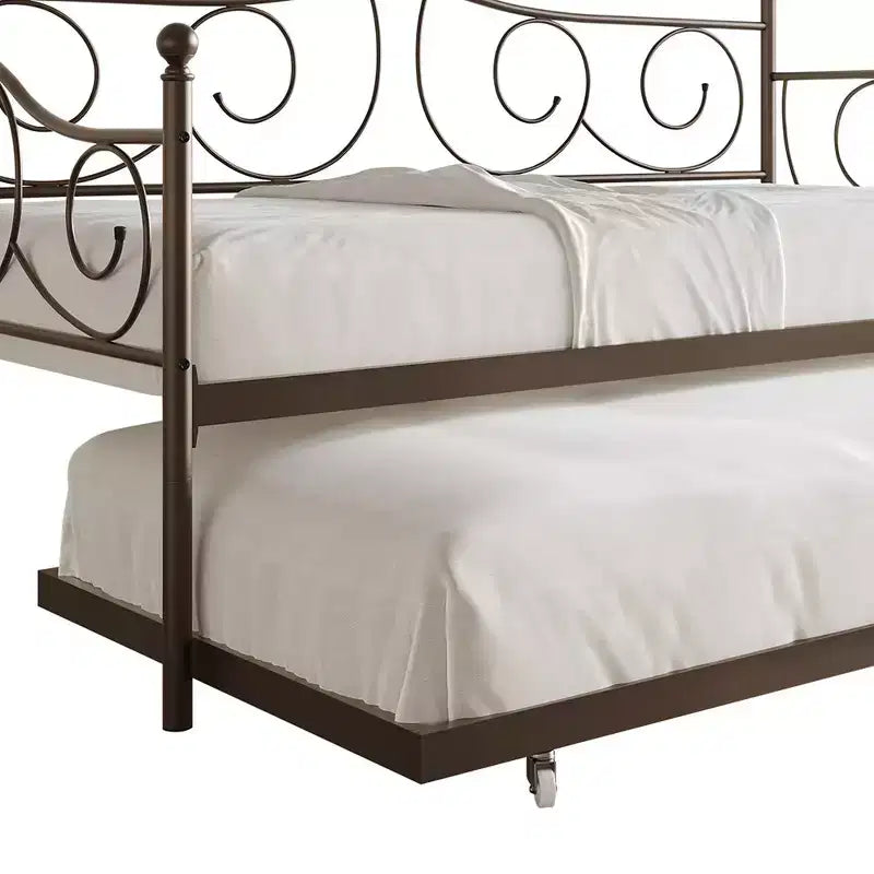 Metal Daybed With Trundle