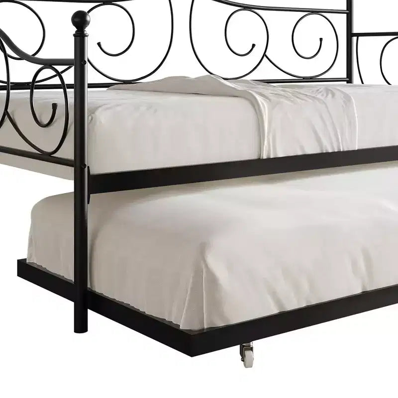Metal Daybed With Trundle